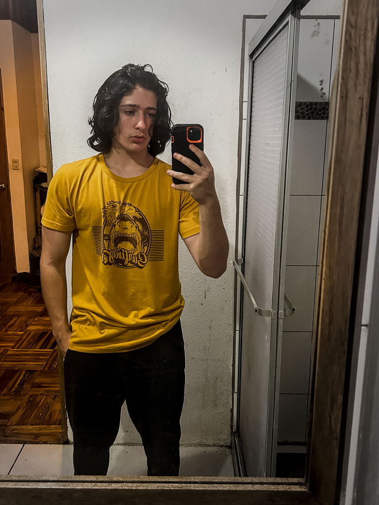 body pic dark table_07.jpg